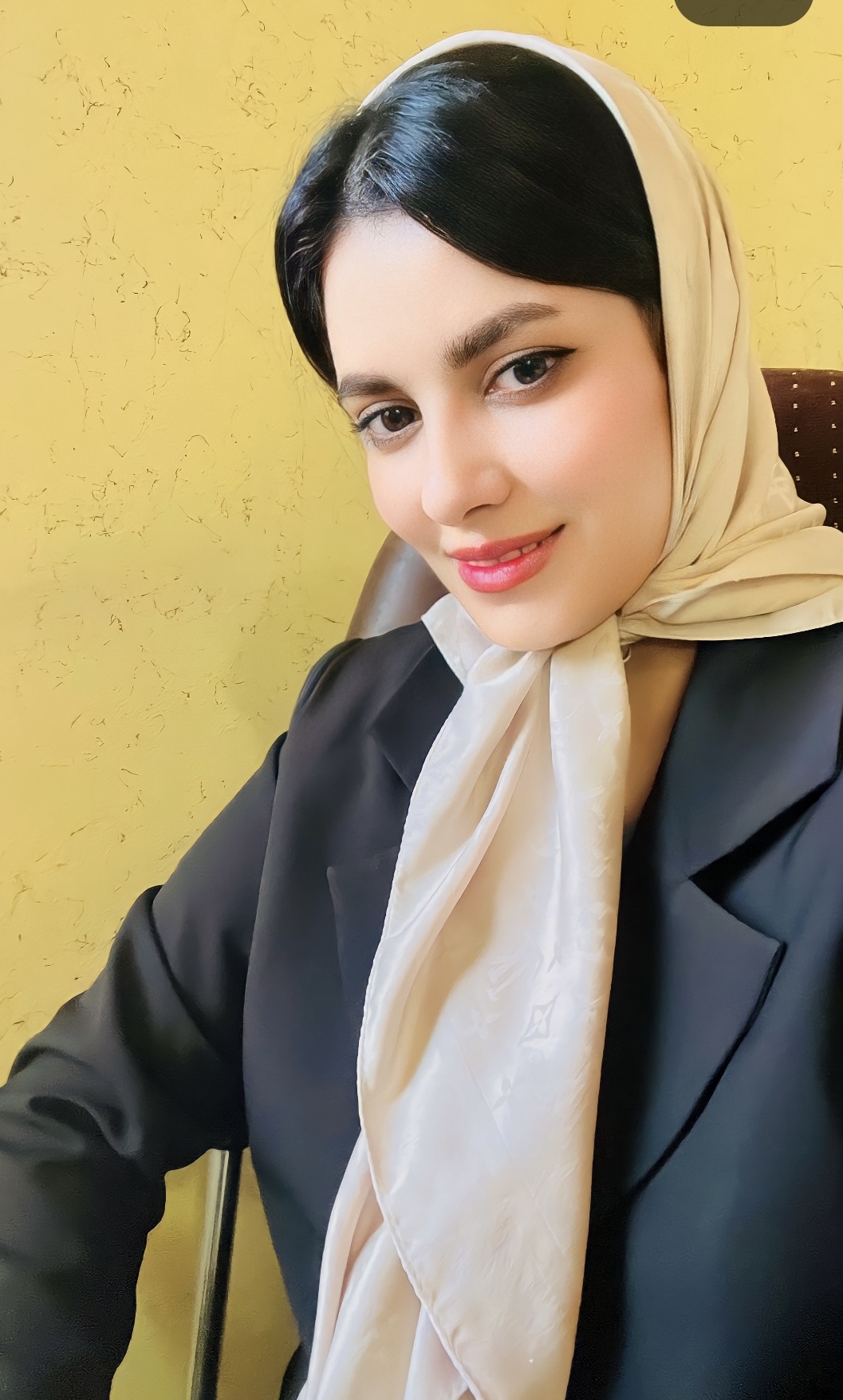 وکیل نادیا متقی